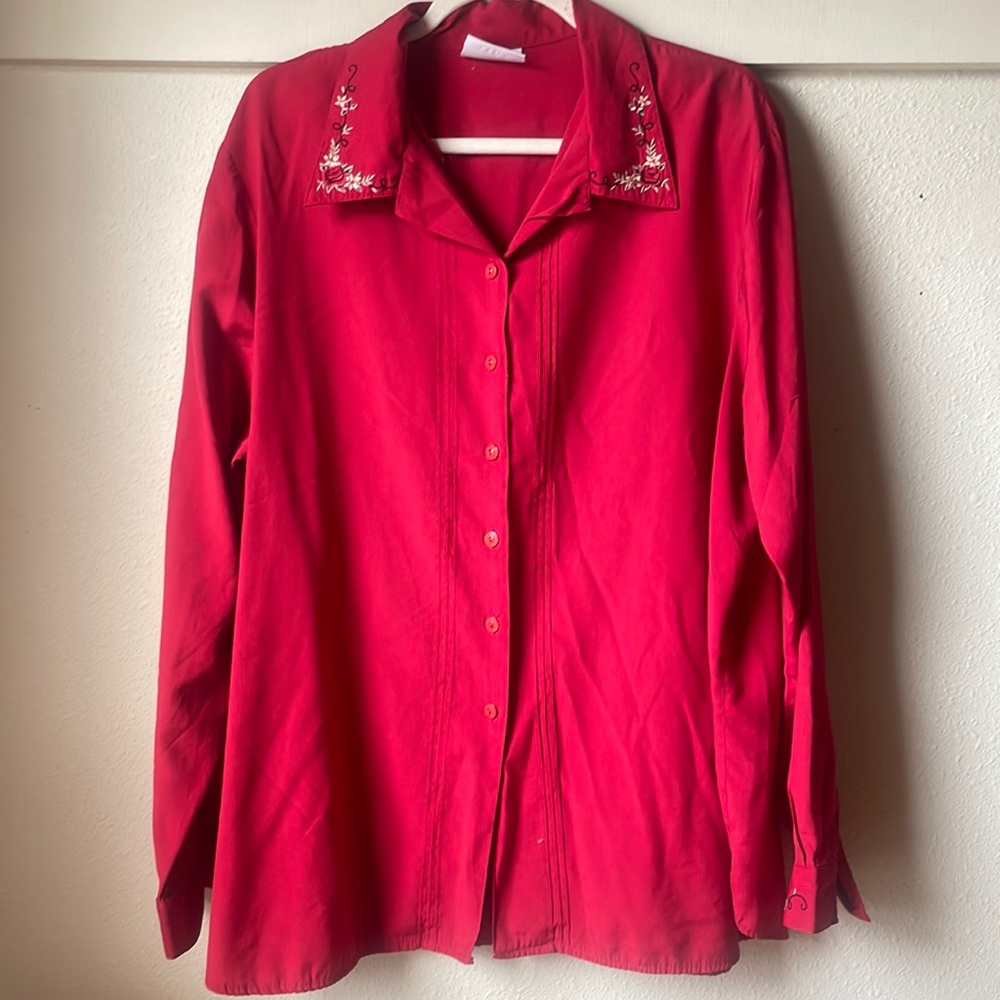 Vintage Jantzen red long sleeve button down shirt with embroidered detail